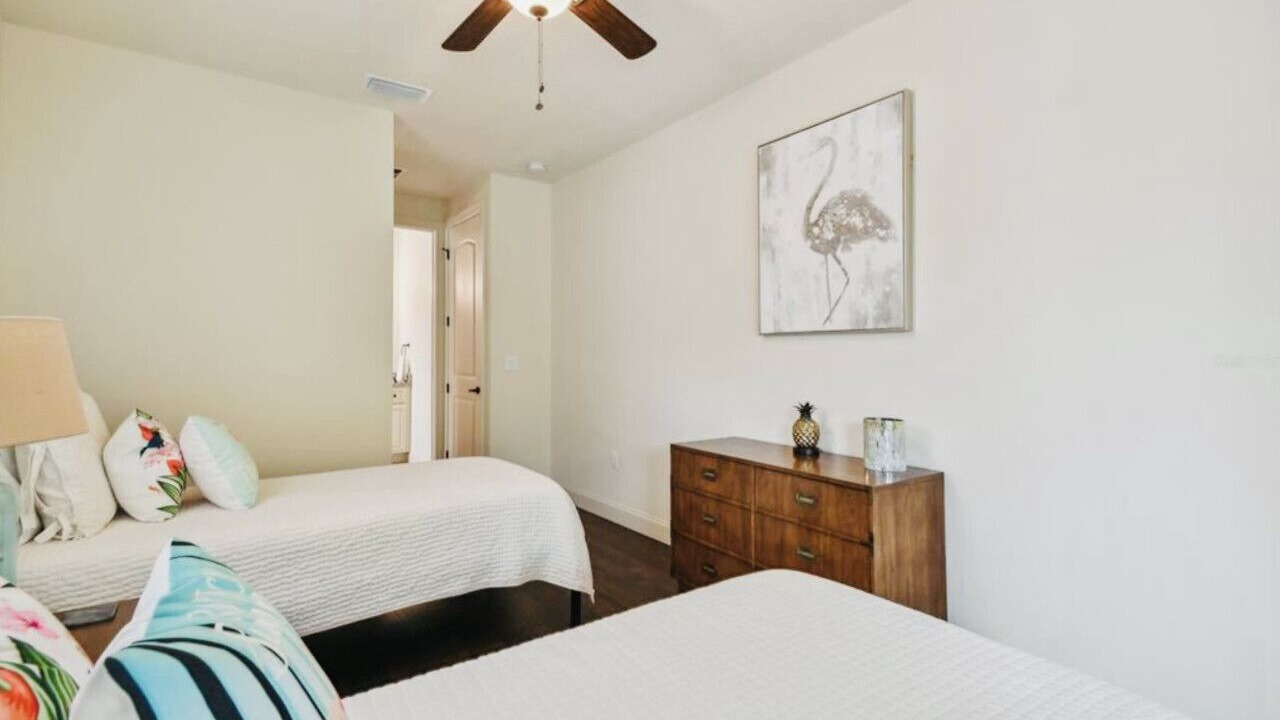 Photo of Bedroom in Gillespie Park