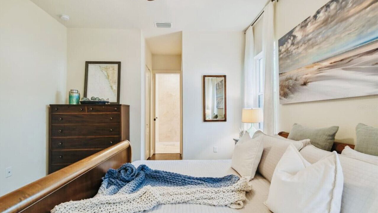 Photo of Bedroom in Gillespie Park