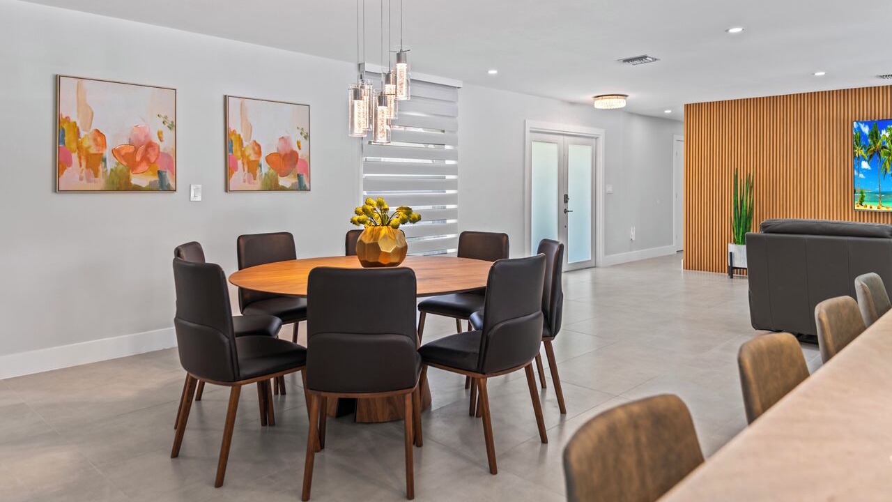 Photo of Bedroom in Miami Gardens