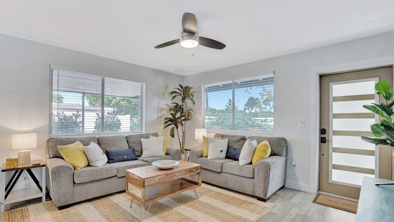 Photo of Livingroom in Florida North Atlantic Coast