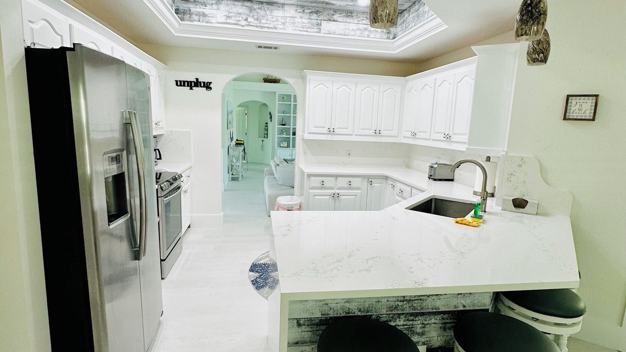 Photo of Kitchen in Avalon Beach Estates