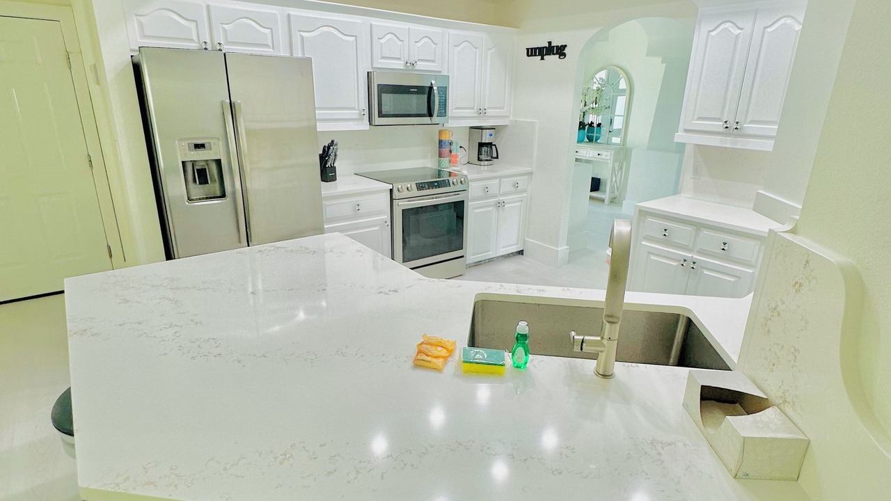 Photo of Kitchen in Avalon Beach Estates