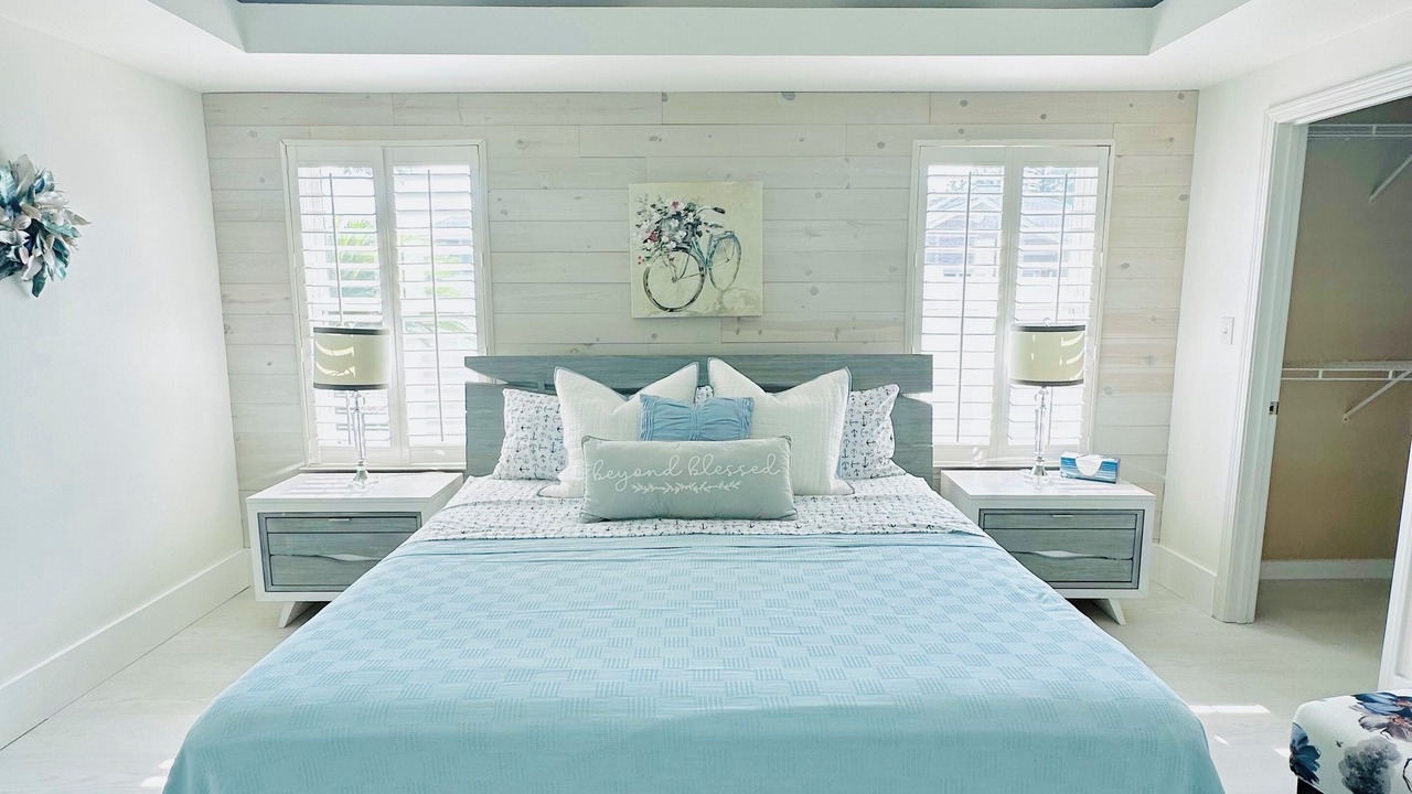 Photo of Bedroom in Avalon Beach Estates