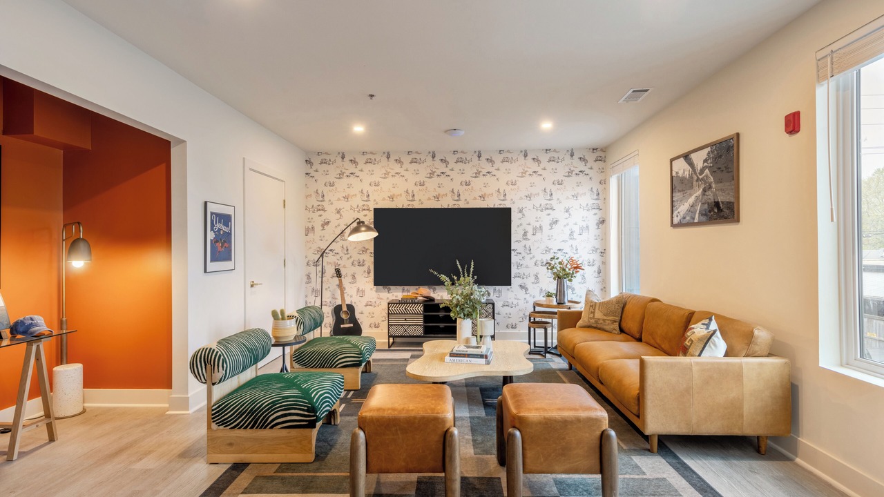 Photo of Livingroom in Lockeland Springs