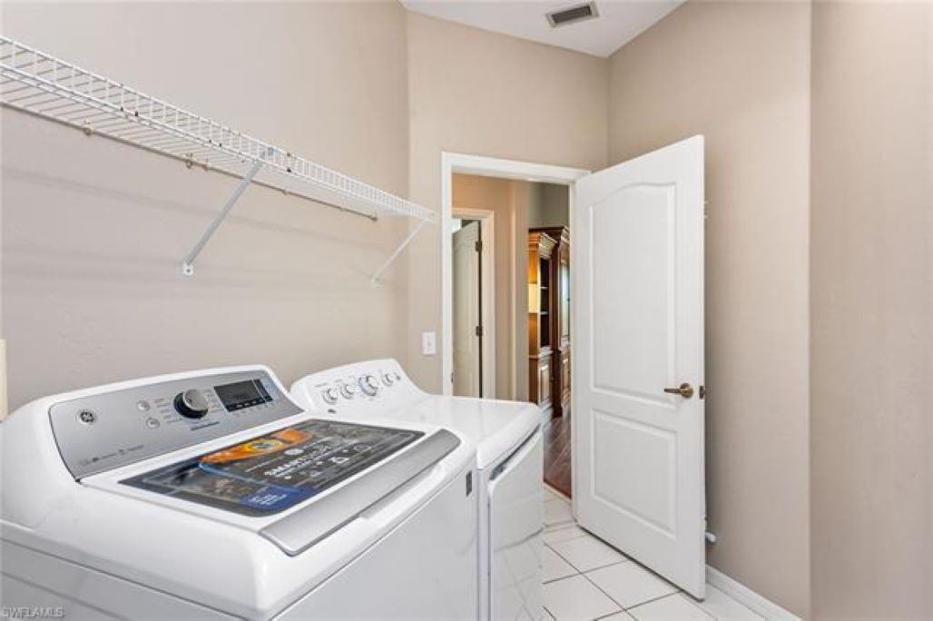 Photo of Bedroom in Falcons Glen