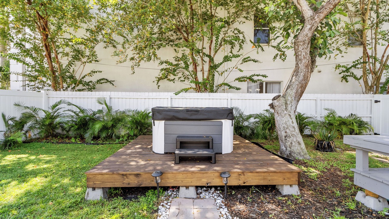 Photo of Outdoor in Courier City - Oscawana