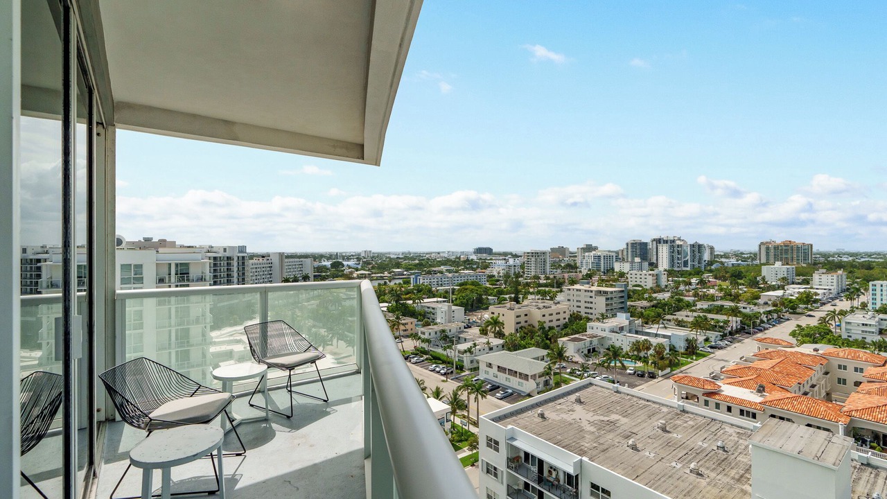 Photo of Patio Balcony in Barrier Island