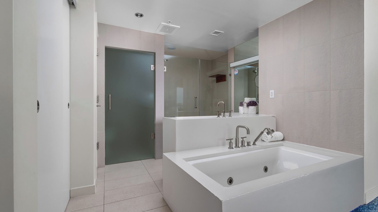 Photo of Bathroom in Barrier Island