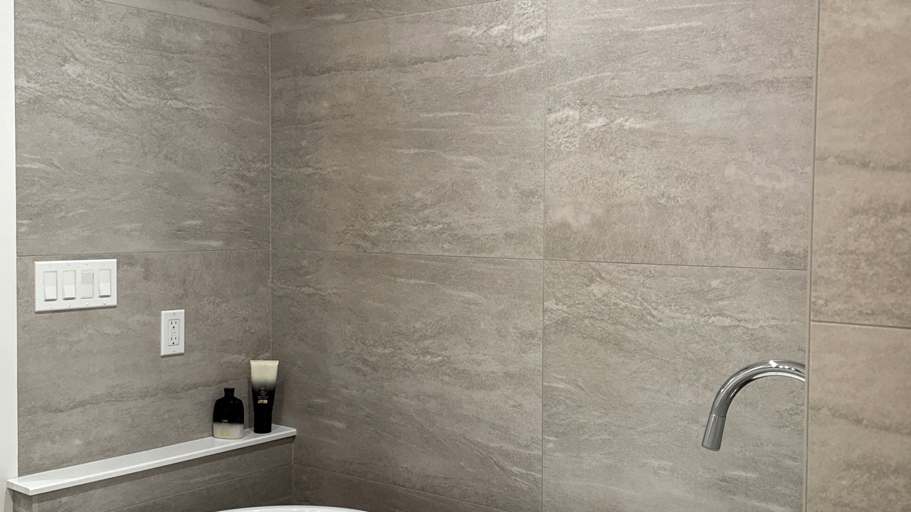 Photo of Bathroom in Palm River Estates