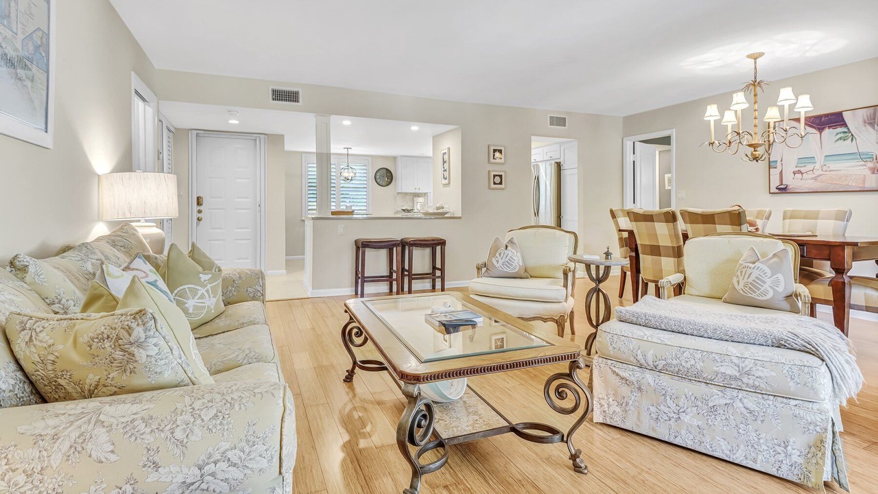Photo of Livingroom in Moorings