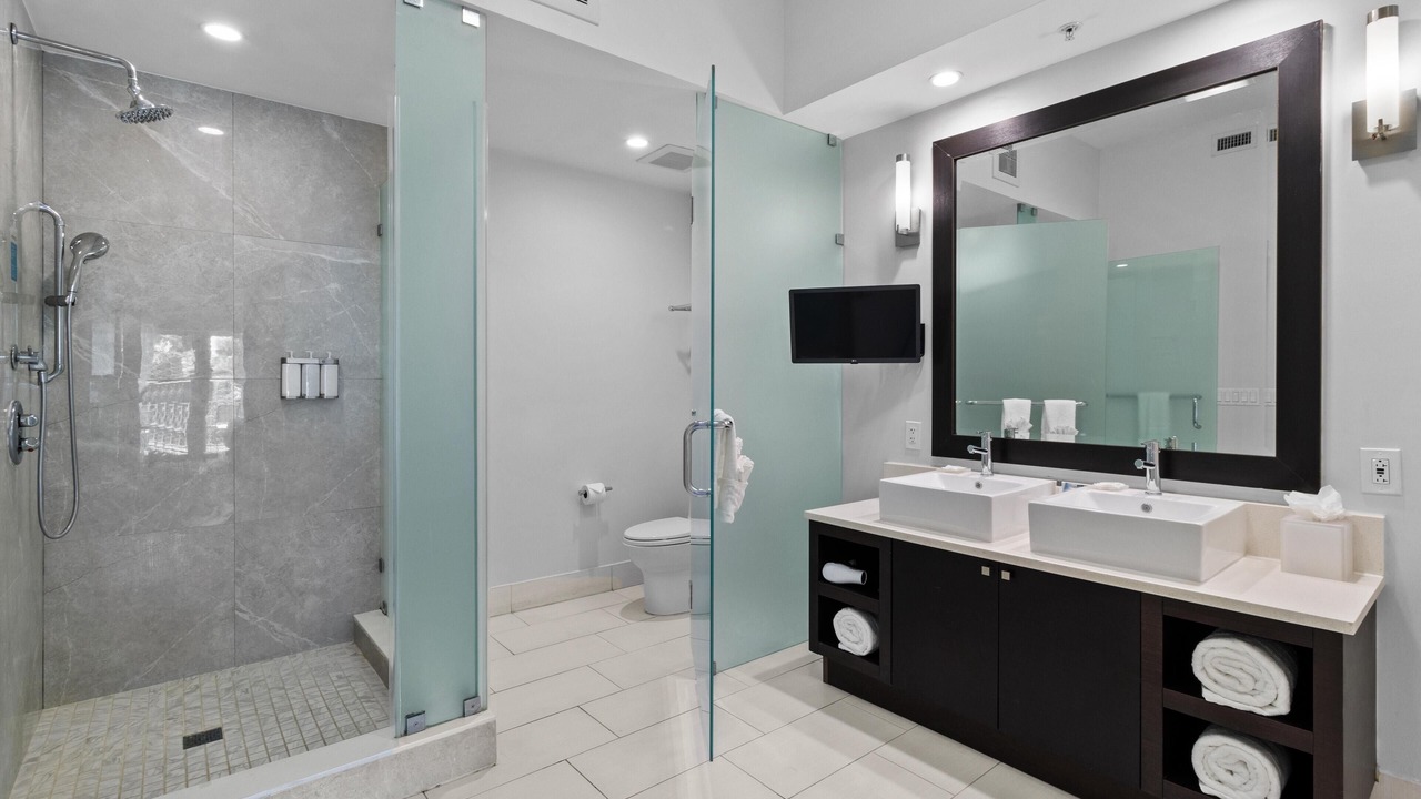 Photo of Bathroom in Ludlam