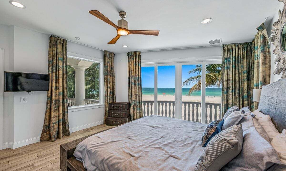 Photo of Bedroom in Bradenton Beach