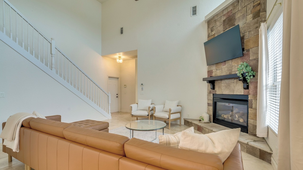 Photo of Livingroom in Summerfield