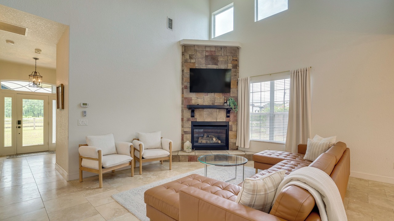 Photo of Livingroom in Summerfield
