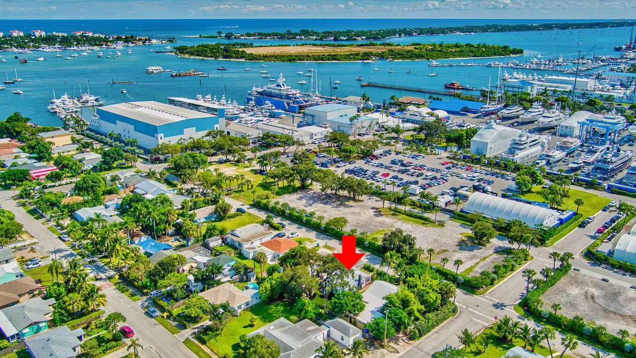 Photo of Outdoor in Riviera Beach