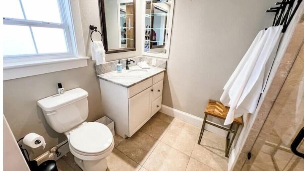 Photo of Bathroom in Lakeland