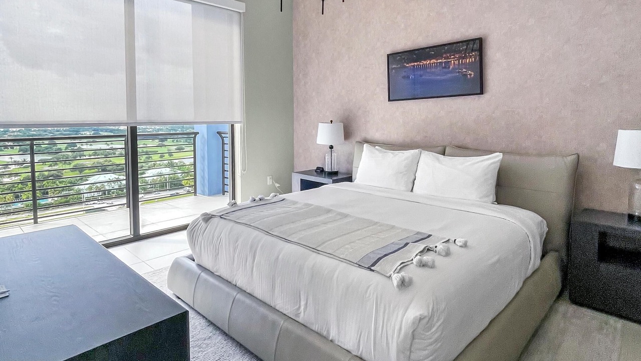Photo of Bedroom in Doral