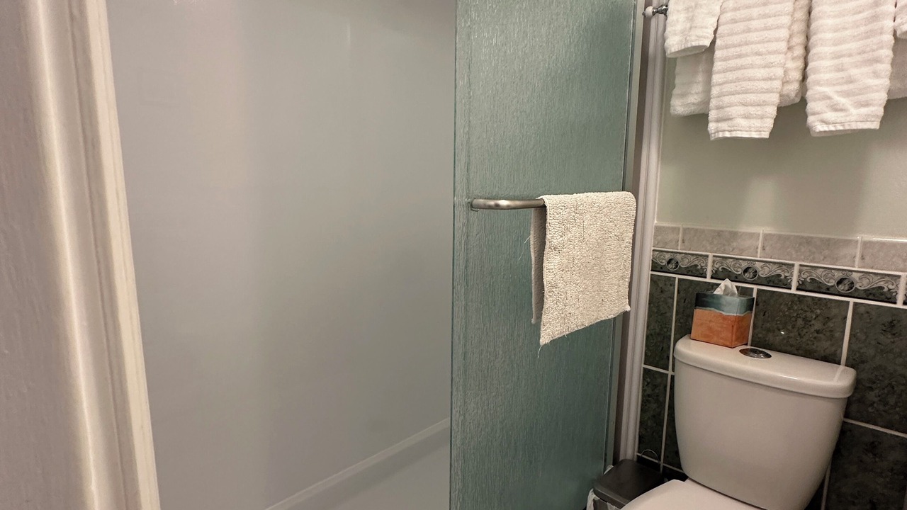 Photo of Bathroom in Chokoloskee