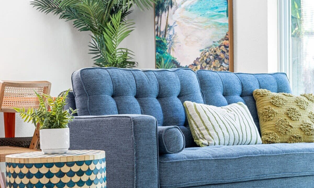 Photo of Livingroom in Sailboat Bend