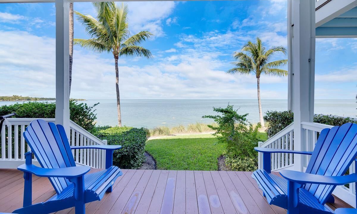 Photo of Patio Balcony in Indigo Reef Marina Homes