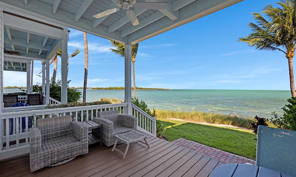 Photo of Patio Balcony in Indigo Reef Marina Homes