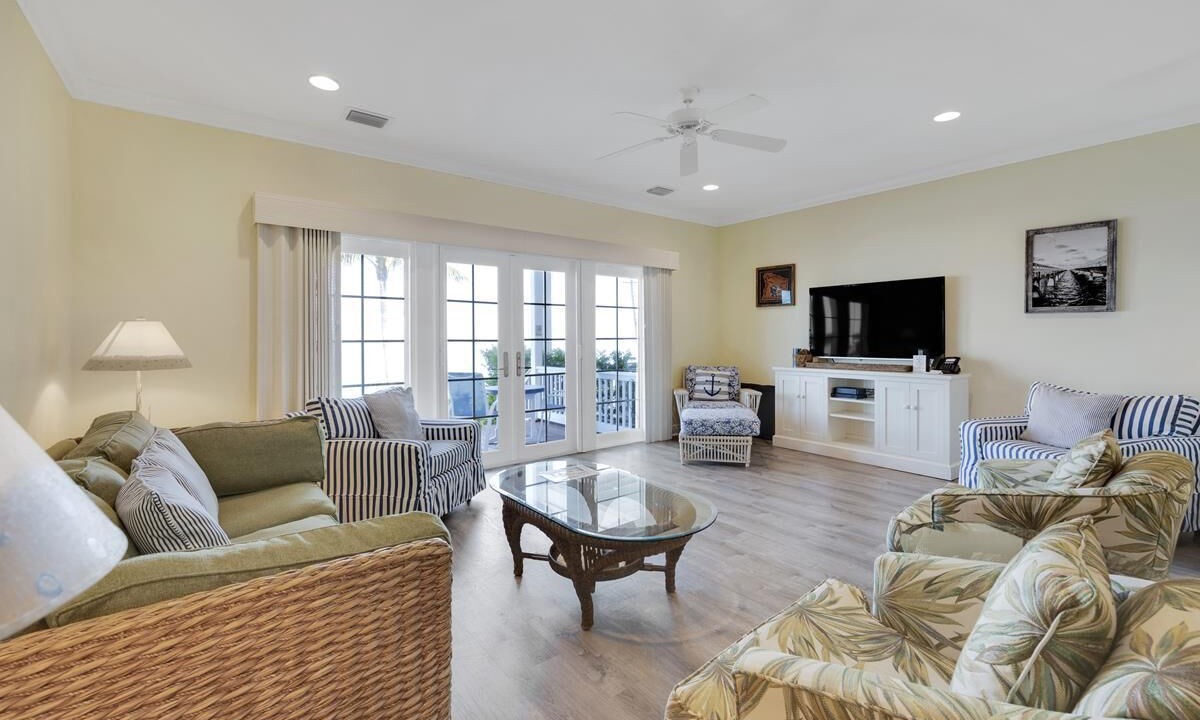 Photo of Livingroom in Indigo Reef Marina Homes