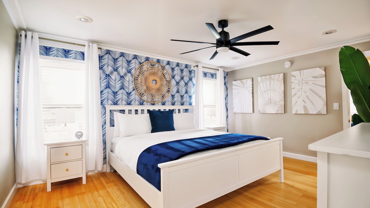 Photo of Bedroom in Bay Crest Park