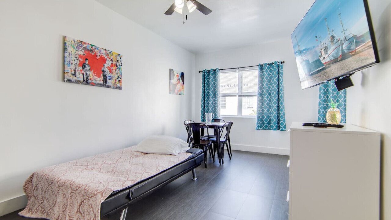 Photo of Bedroom in South Pointe