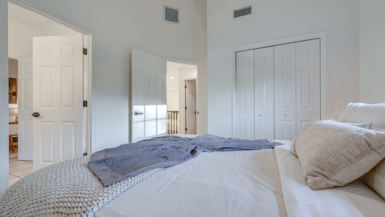 Photo of Bedroom in Valrico