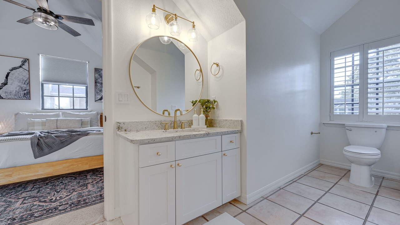 Photo of Bathroom in Valrico