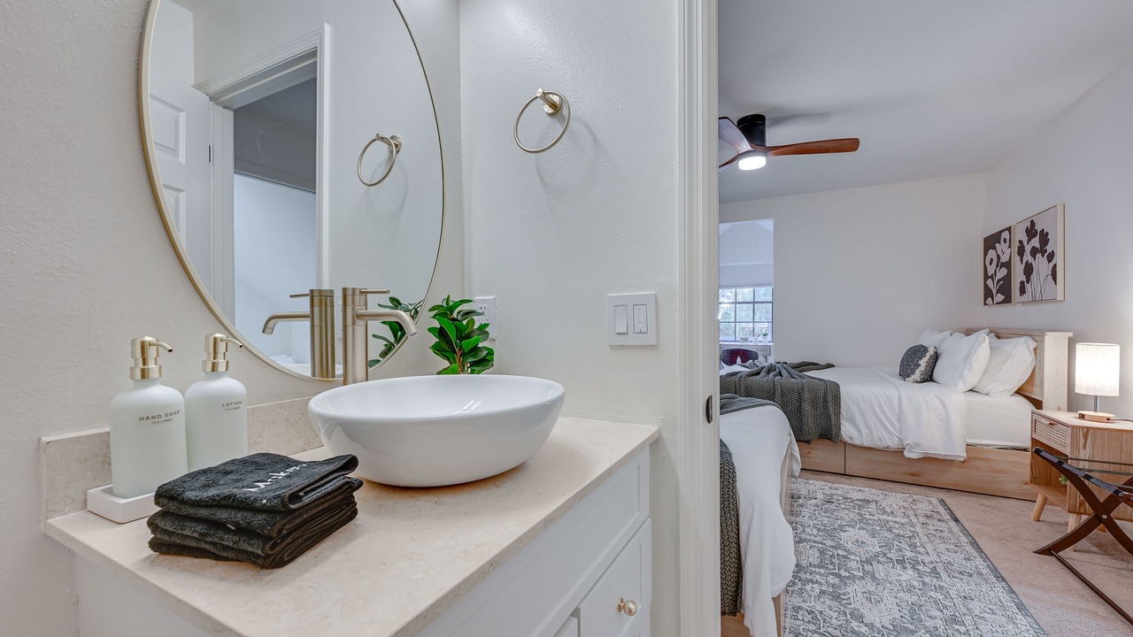 Photo of Bathroom in Valrico