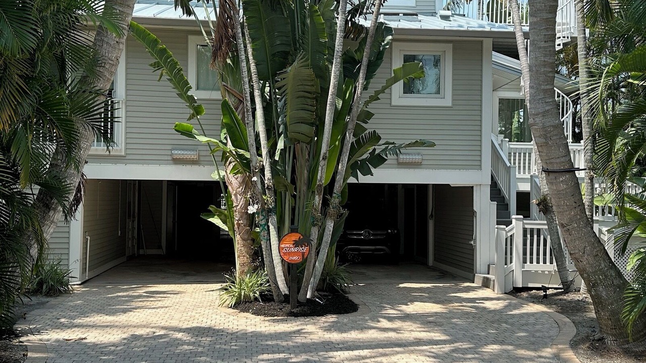 Photo of Others in Captiva