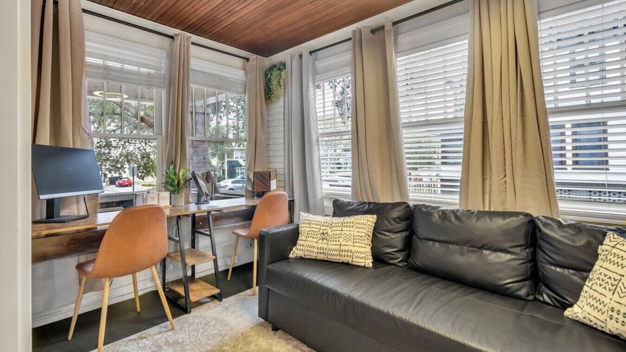 Photo of Livingroom in Downtown St. Petersburg