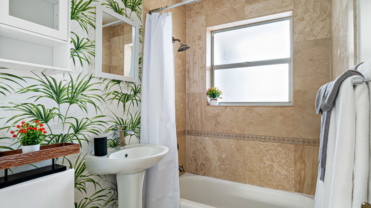 Photo of Bathroom in Hunt Club