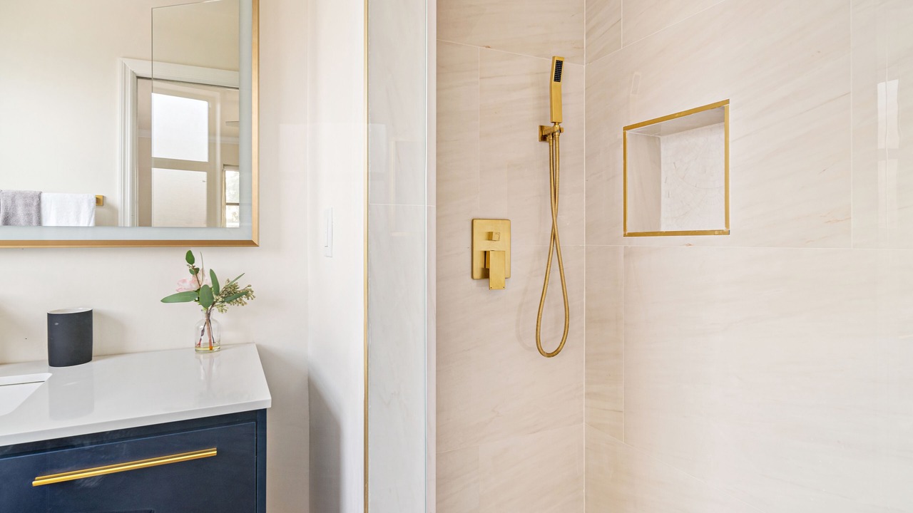 Photo of Bathroom in Hunt Club
