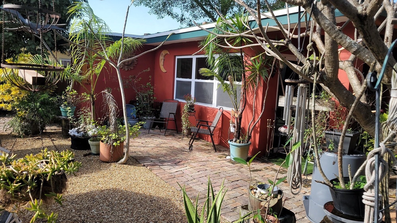 Photo of Patio Balcony in Edgewood