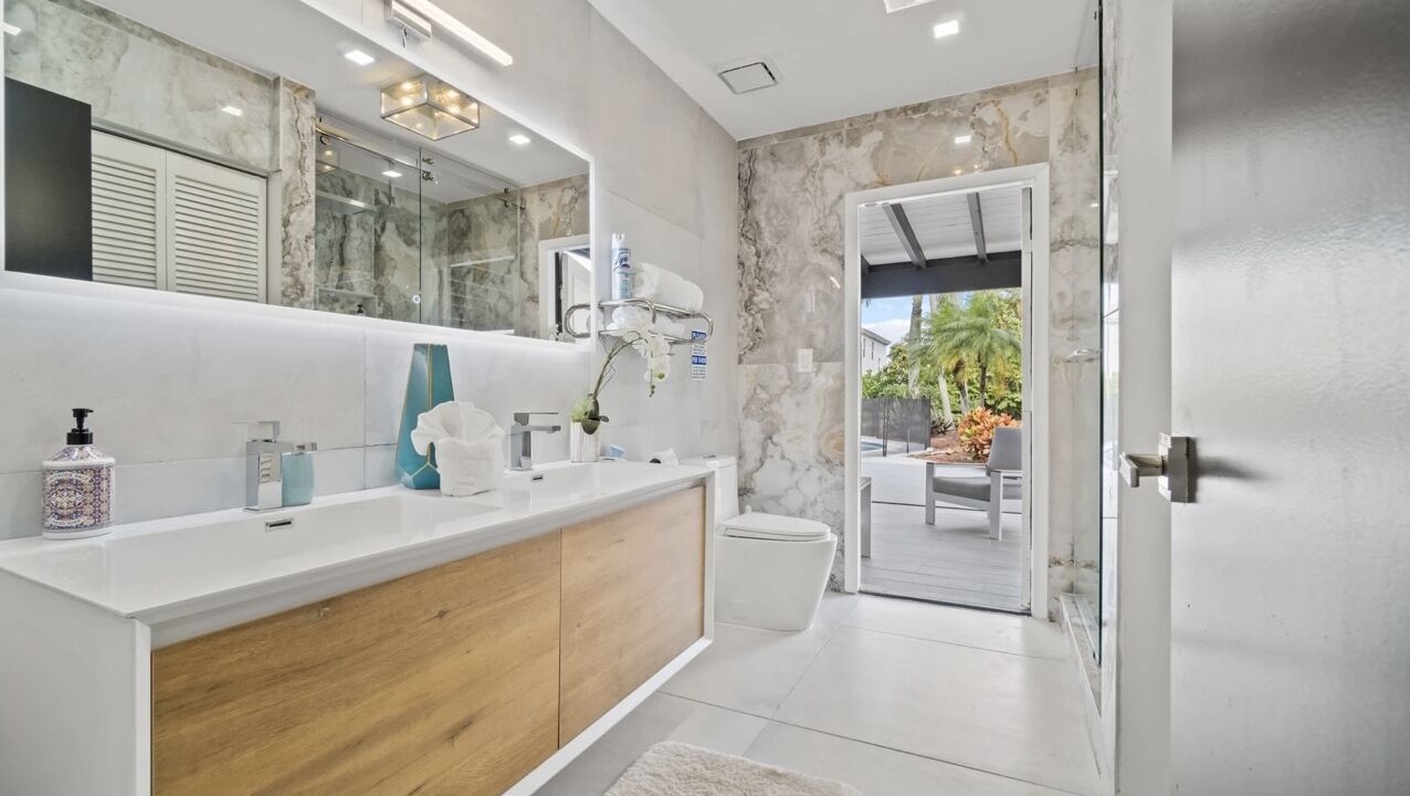 Photo of Bathroom in Richmond West