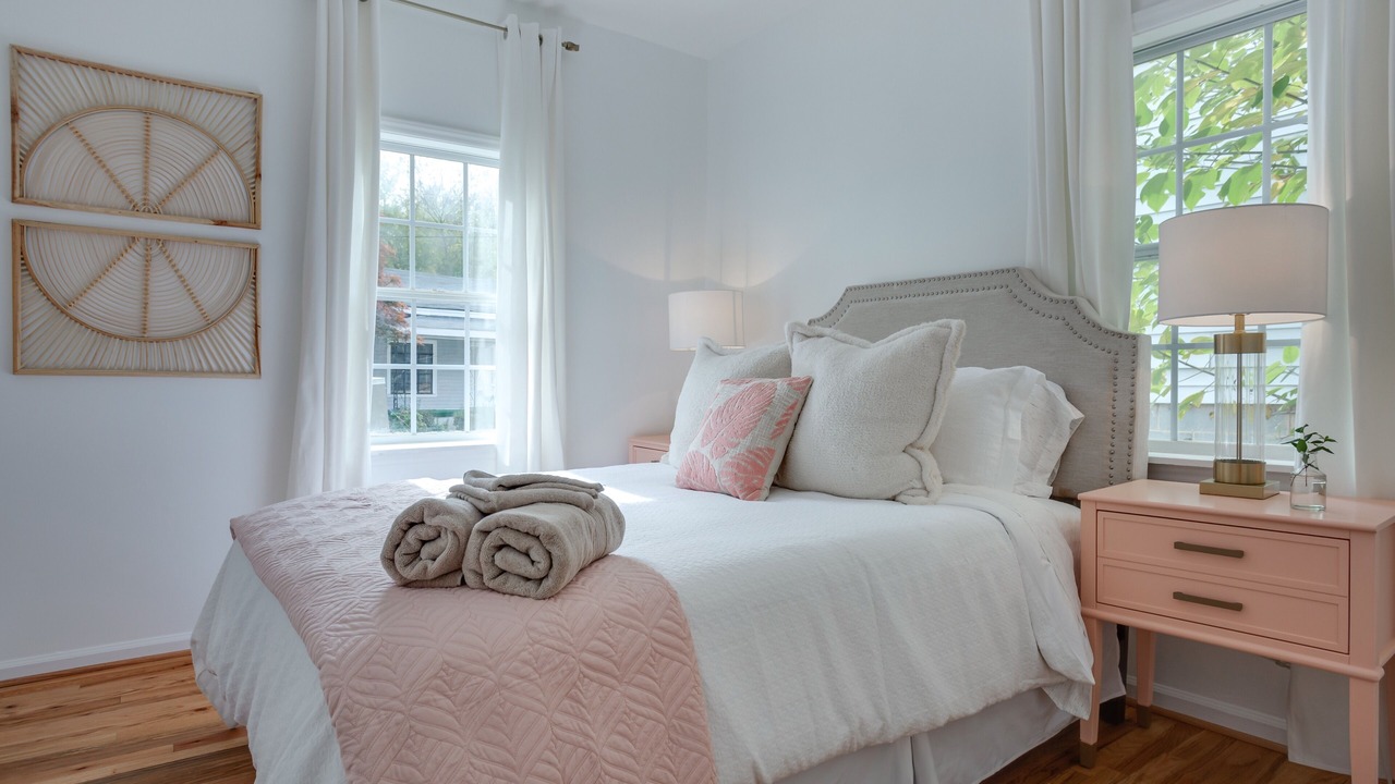 Photo of Bedroom in Downtown