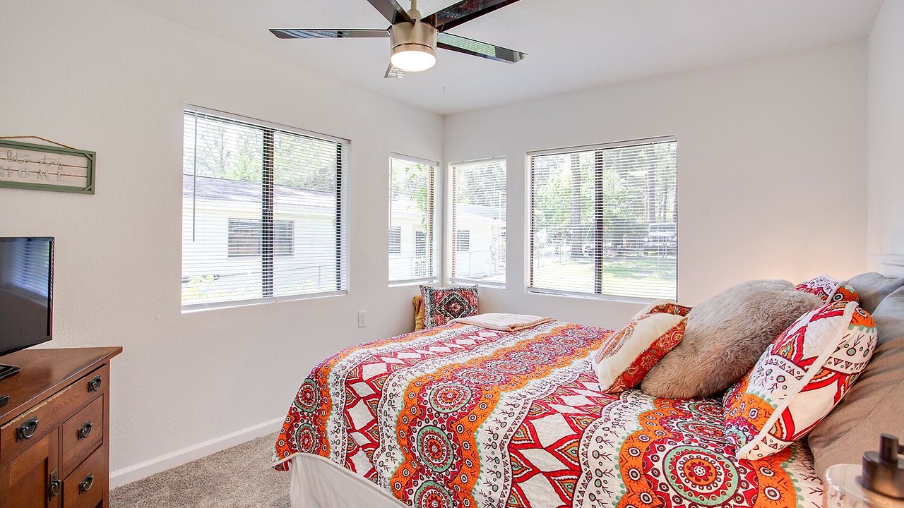 Photo of Bedroom in Telogia
