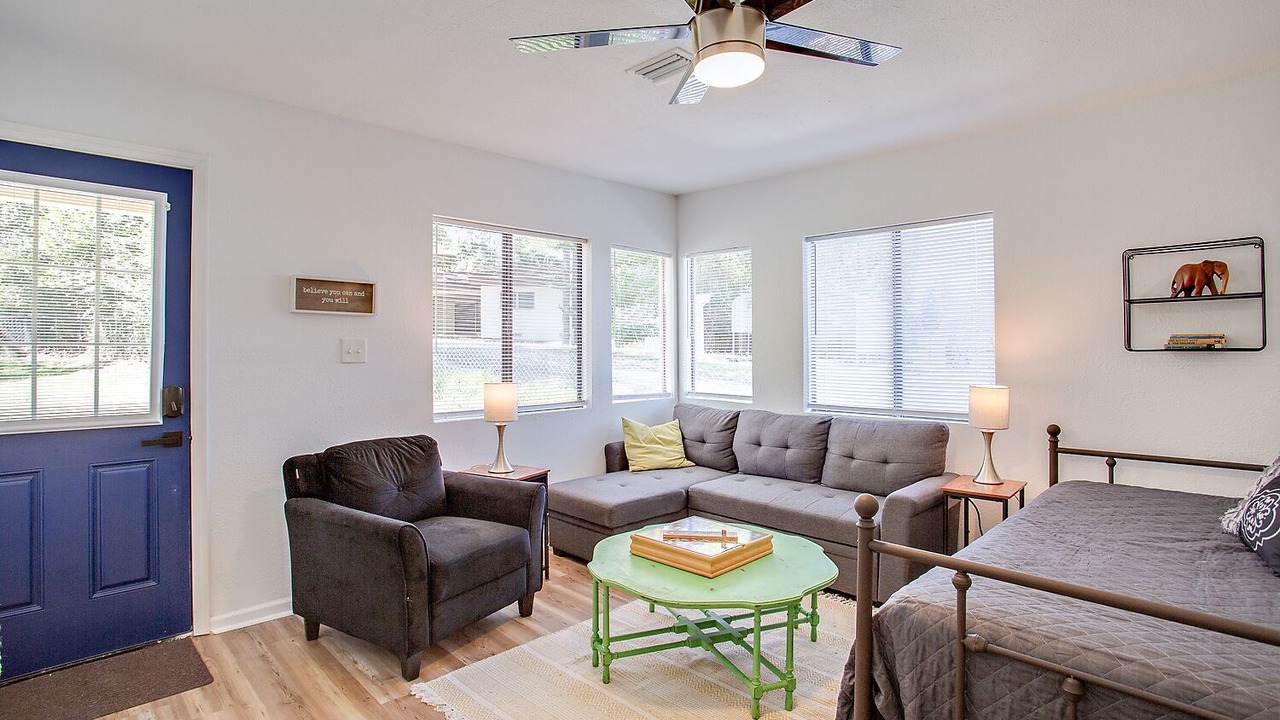 Photo of Livingroom in Telogia