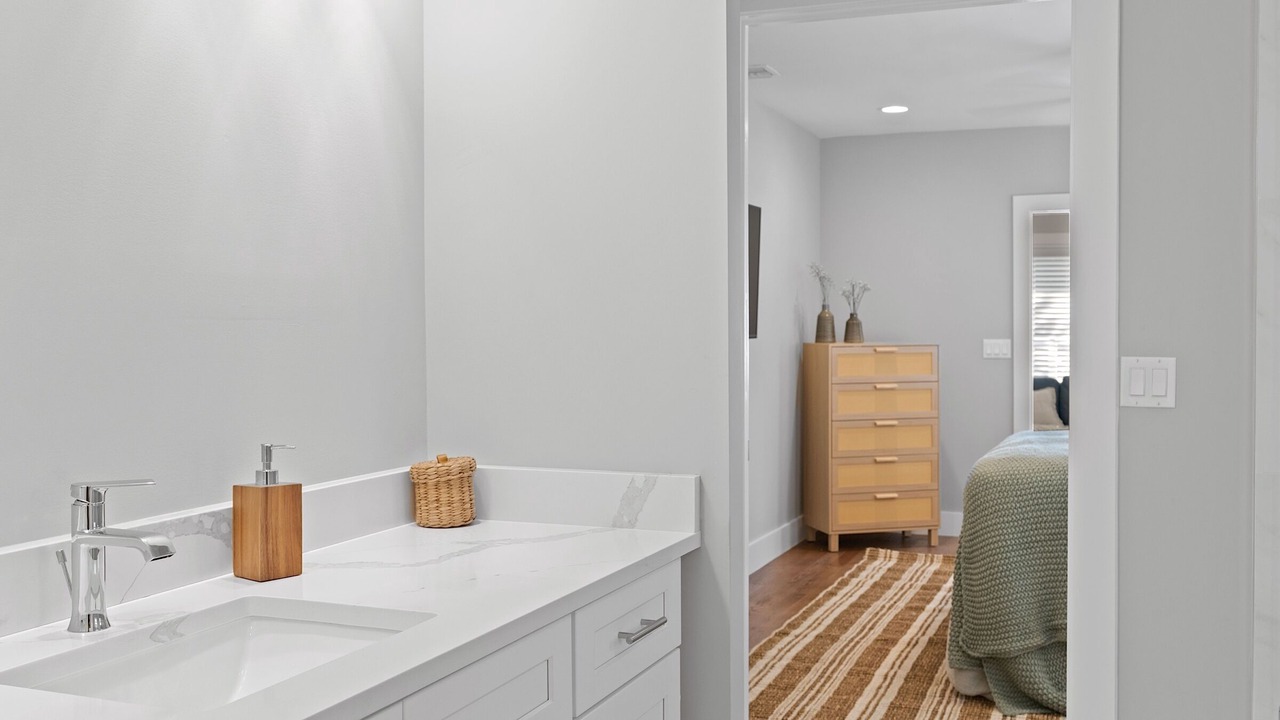 Photo of Bathroom in Parrot Cove