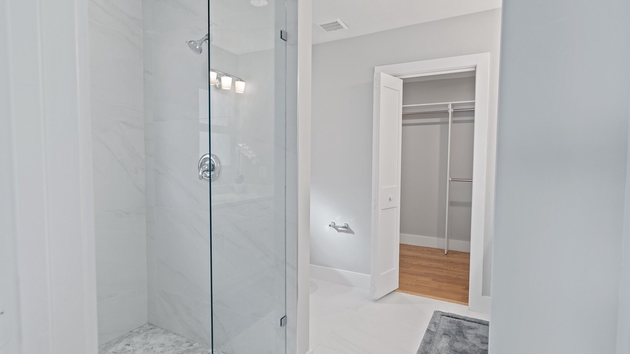 Photo of Bathroom in Parrot Cove