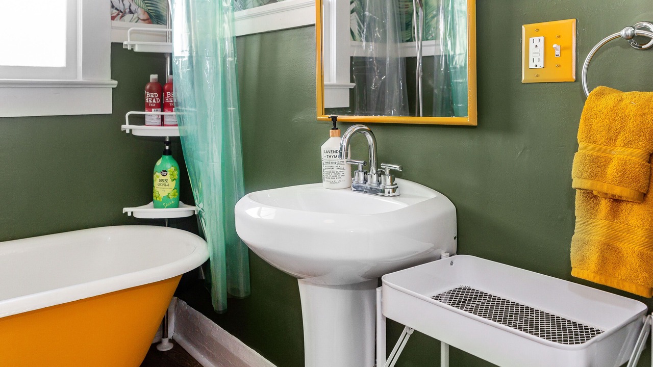 Photo of Bathroom in Old Seminole Heights