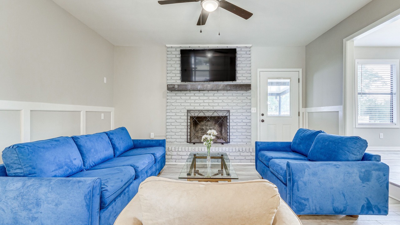 Photo of Livingroom in South Pensacola