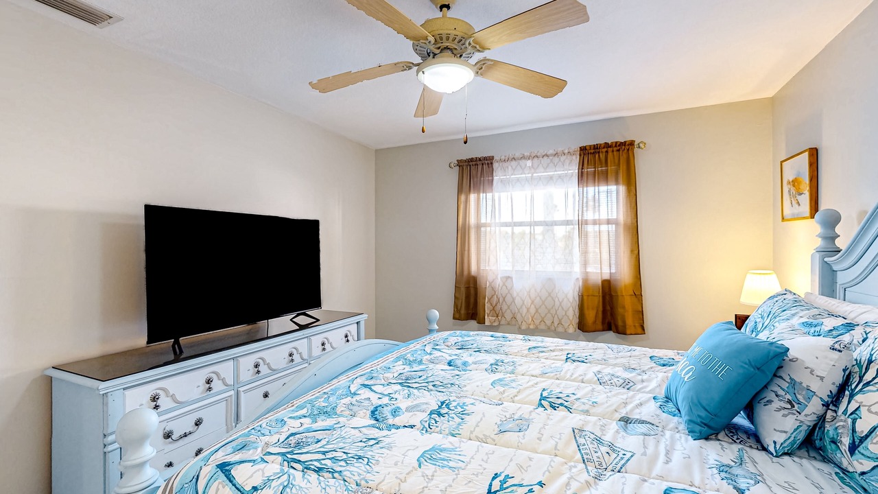 Photo of Bedroom in Redington Beach