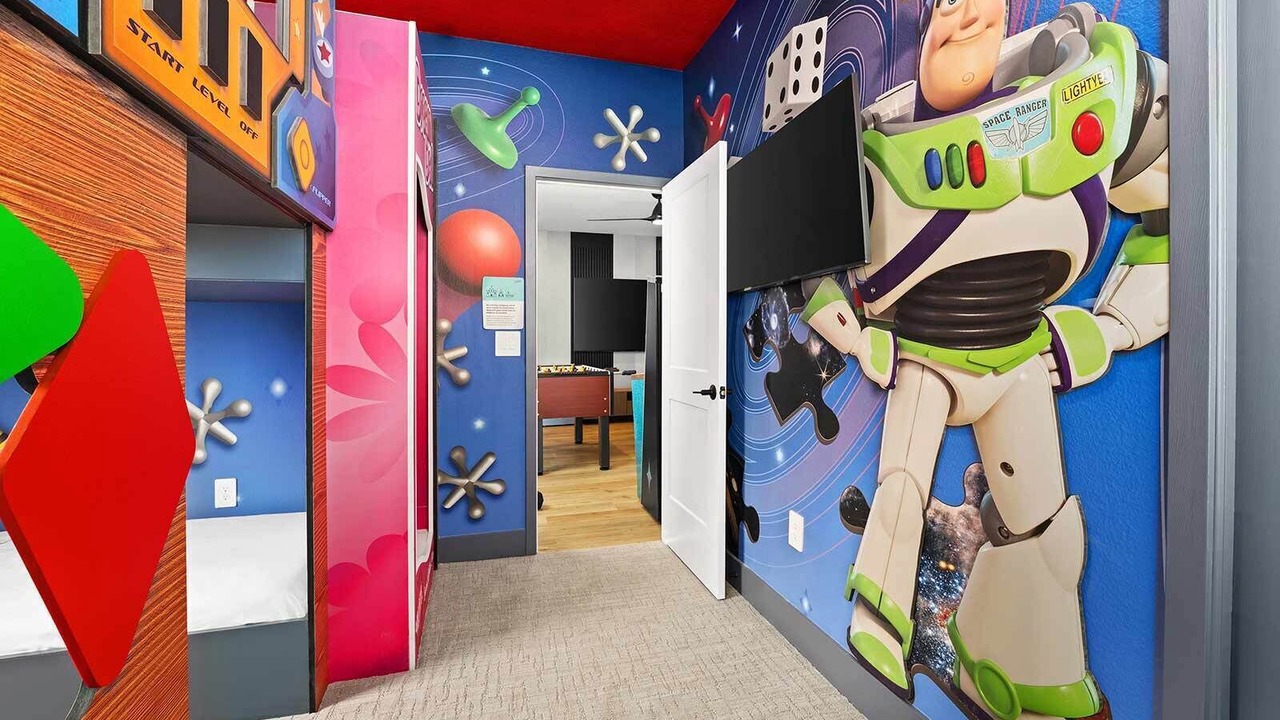 Photo of Bedroom in Florida Center