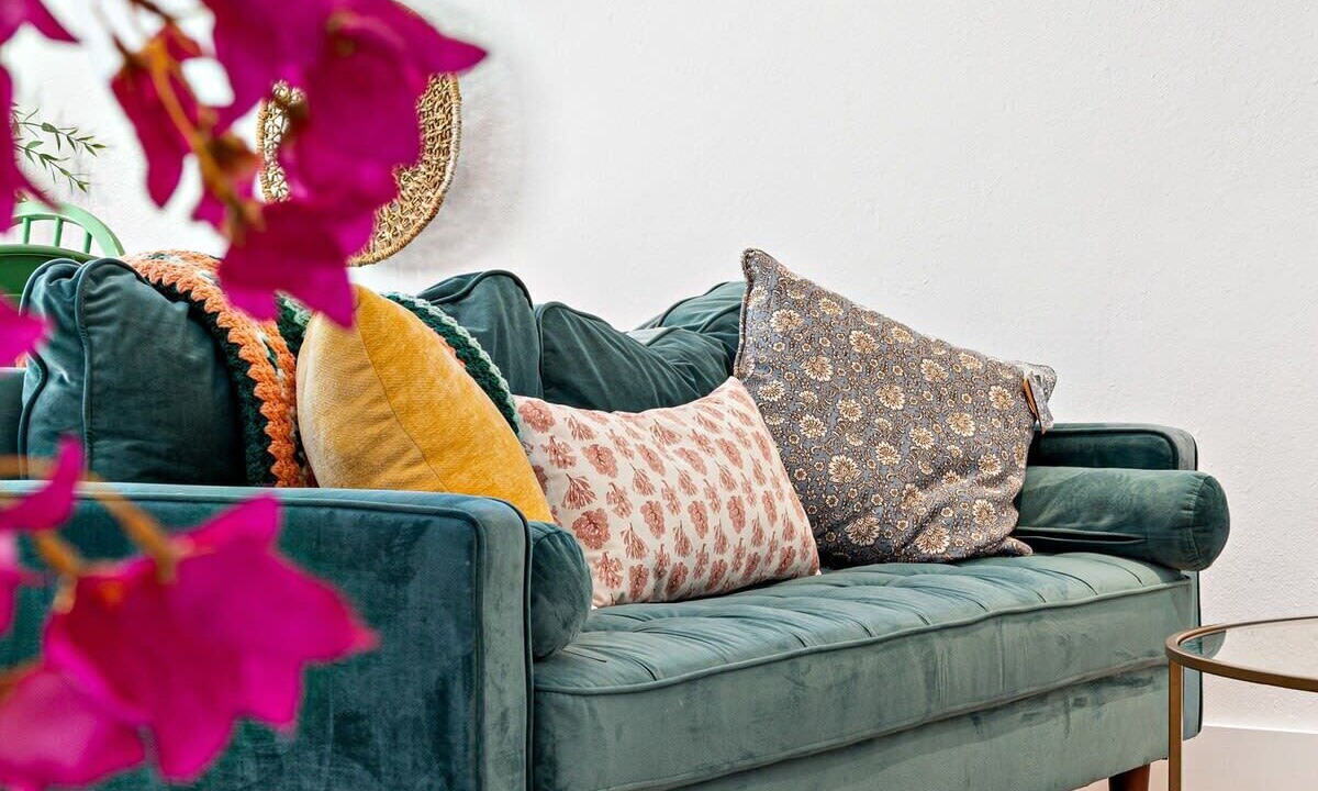 Photo of Livingroom in Sailboat Bend