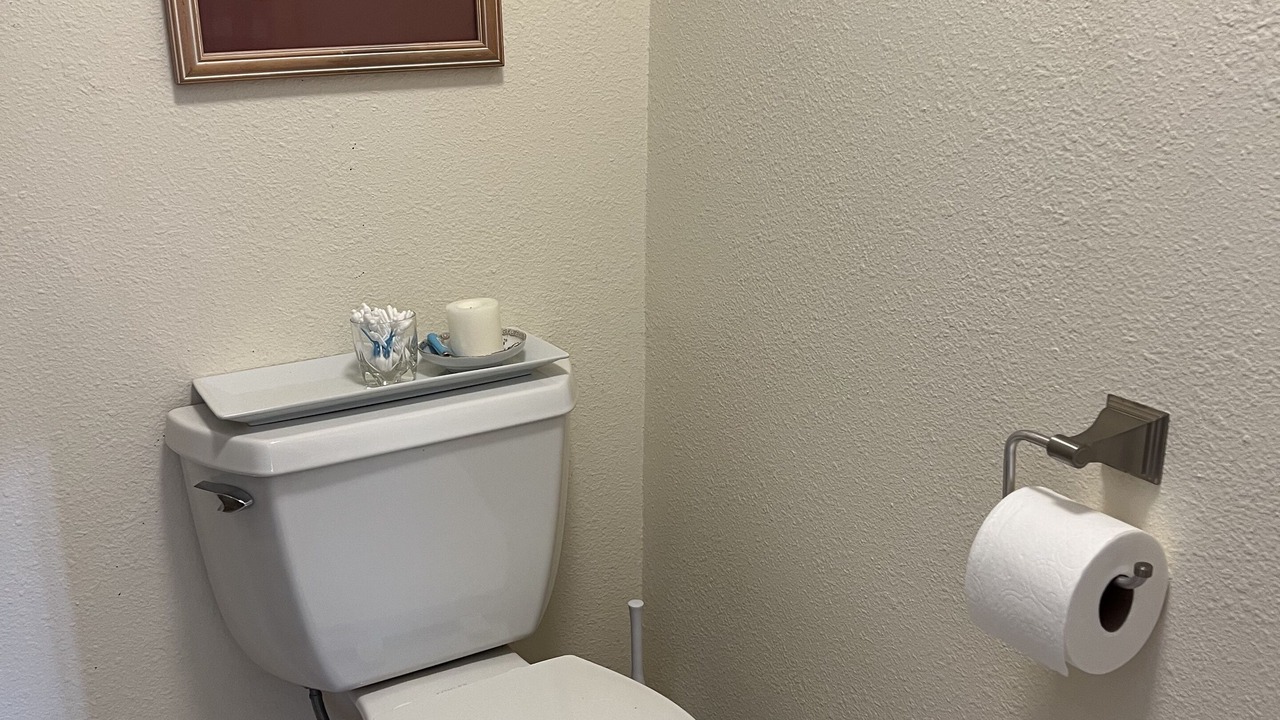 Photo of Bathroom in Bayou Oaks