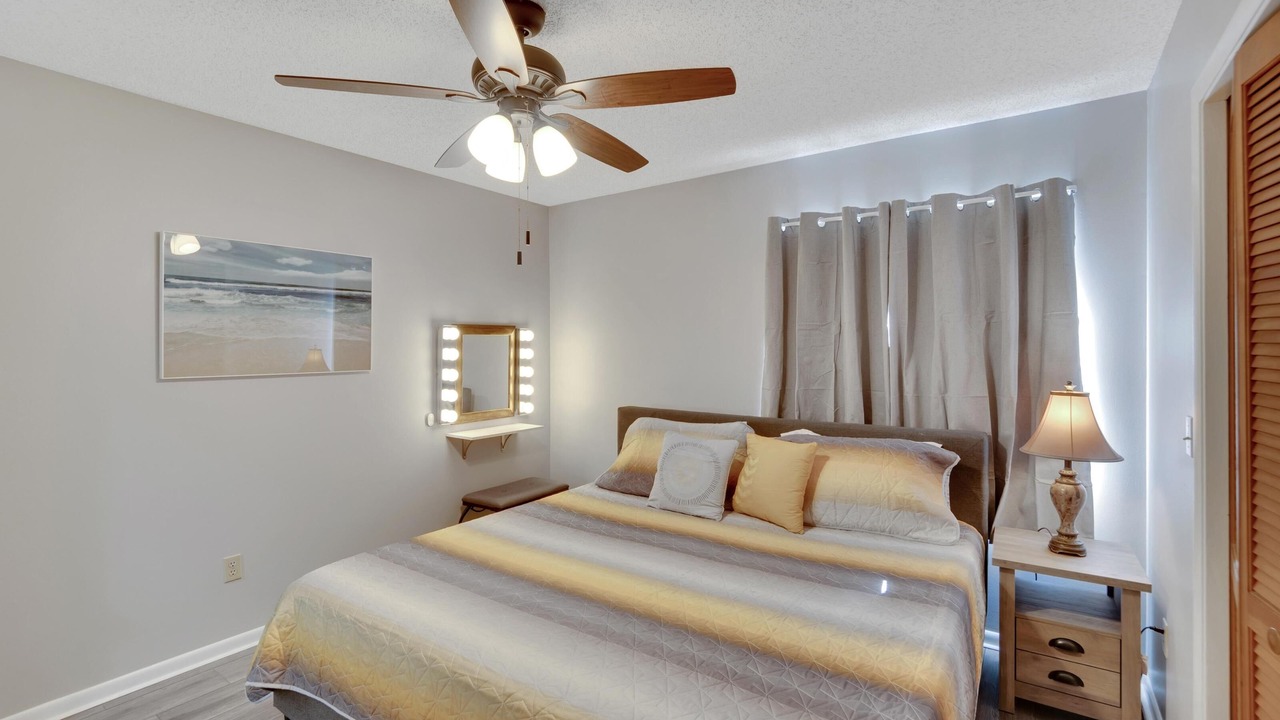 Photo of Bedroom in Temple Crest