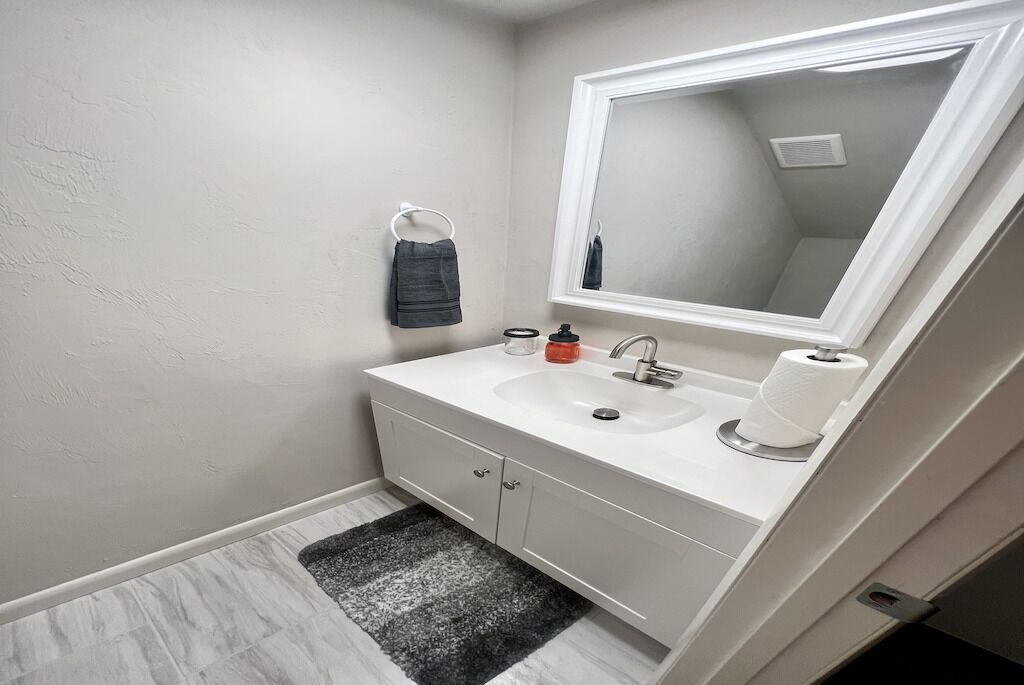 Photo of Bathroom in University Heights